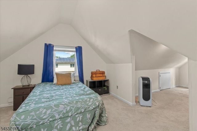101 S 18Th Ave, Manville Boro, NJ 08835