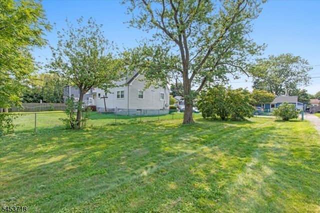 101 S 18Th Ave, Manville Boro, NJ 08835