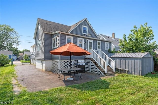 101 S 18Th Ave, Manville Boro, NJ 08835