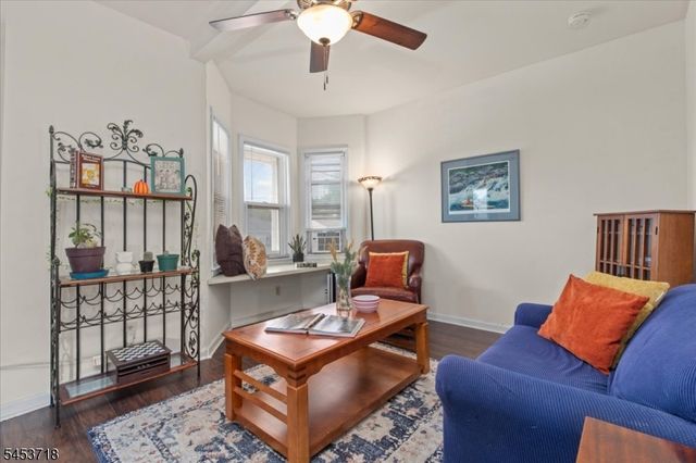 101 S 18Th Ave, Manville Boro, NJ 08835