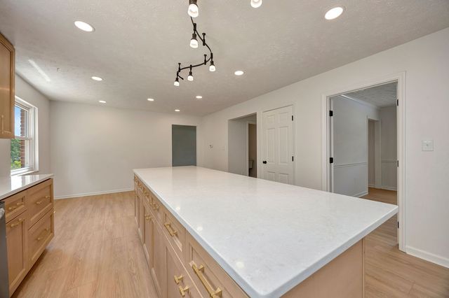 7764 Rolling Meadows Drive, West Chester, OH 45069