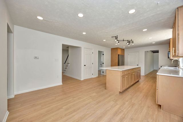 7764 Rolling Meadows Drive, West Chester, OH 45069