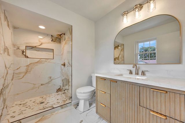7764 Rolling Meadows Drive, West Chester, OH 45069