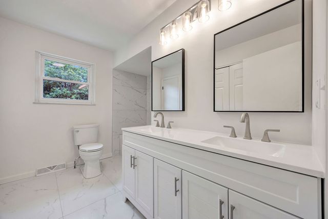 7764 Rolling Meadows Drive, West Chester, OH 45069