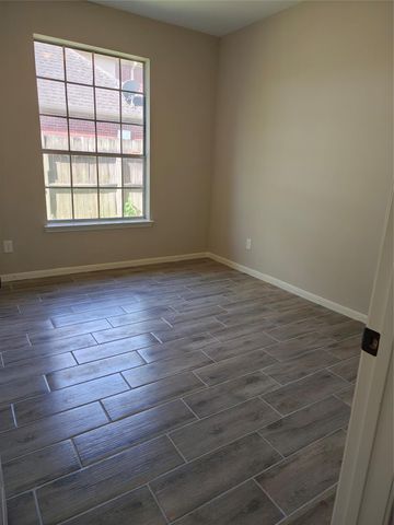 1301 Blueberry Lane, Friendswood, TX 77546