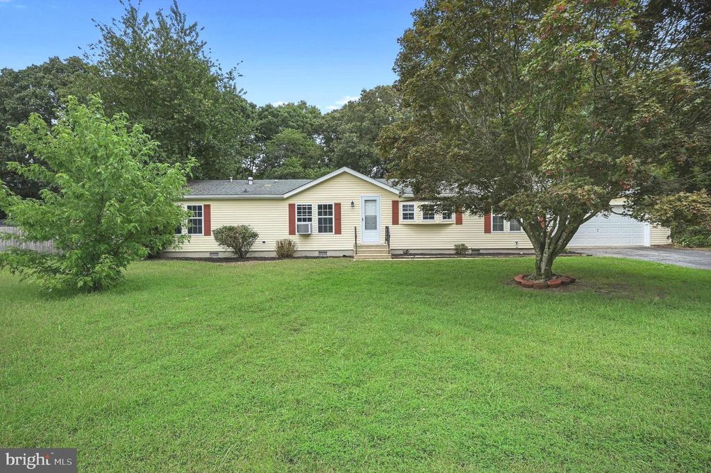112 E HOLLY DR, Lincoln, DE 19960