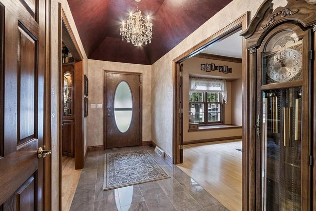 1225 LIVINGSTON STREET, Green Bay, WI 54311