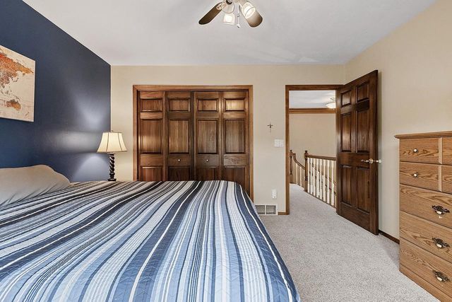 1225 LIVINGSTON STREET, Green Bay, WI 54311