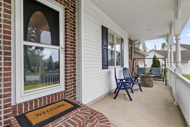 1225 LIVINGSTON STREET, Green Bay, WI 54311