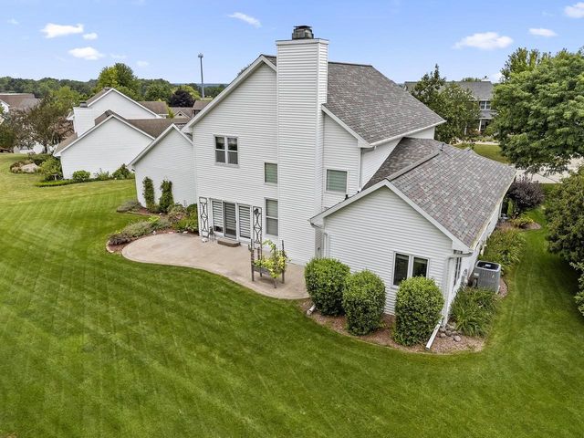 1225 LIVINGSTON STREET, Green Bay, WI 54311