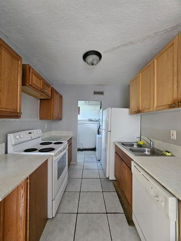 701 N 70th Ave 0, Hollywood, FL 33024