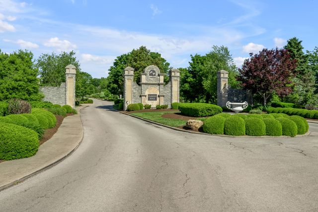 302 Eagle Drive, Nicholasville, KY 40356