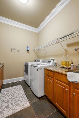 302 Eagle Drive, Nicholasville, KY 40356
