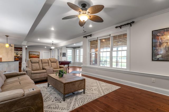 302 Eagle Drive, Nicholasville, KY 40356