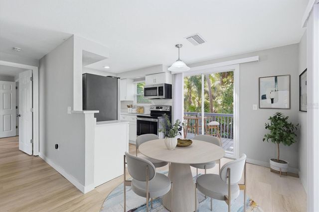 2852 NASSAU STREET, Sarasota, FL 34231