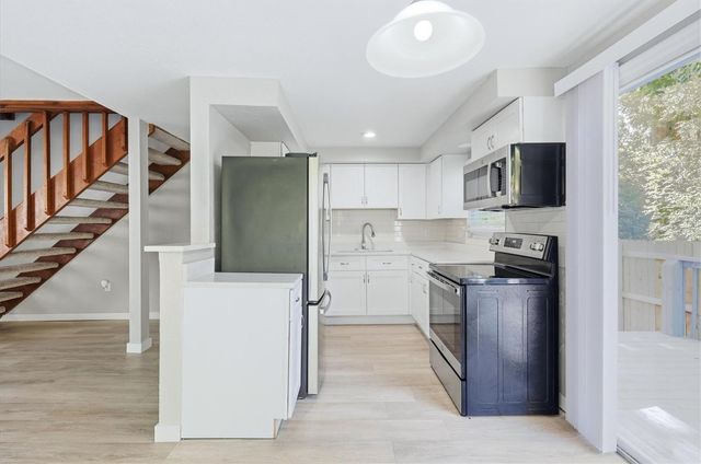 2852 NASSAU STREET, Sarasota, FL 34231