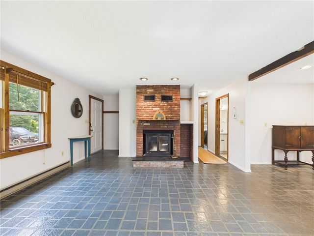 29 Oak Road, South Kingstown, RI 02879