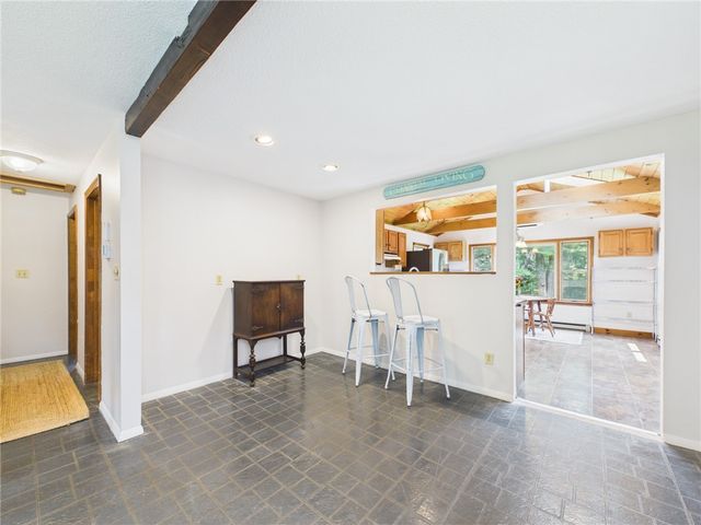 29 Oak Road, South Kingstown, RI 02879