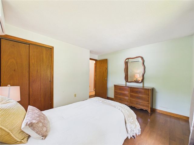 29 Oak Road, South Kingstown, RI 02879