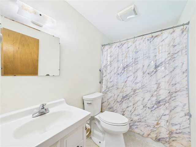 29 Oak Road, South Kingstown, RI 02879
