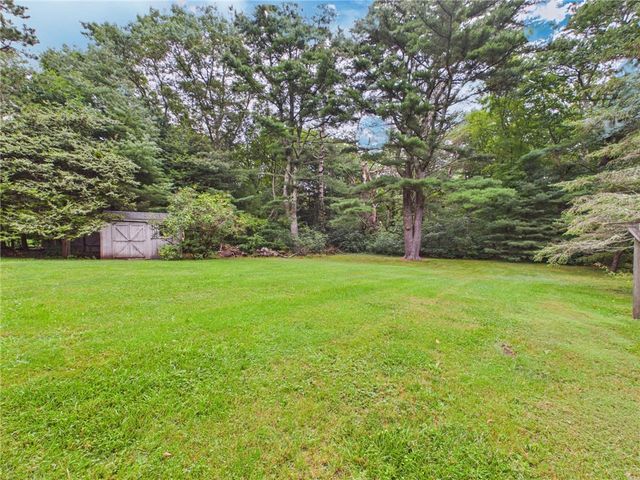 29 Oak Road, South Kingstown, RI 02879