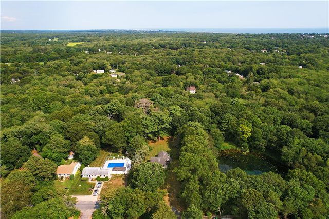 29 Oak Road, South Kingstown, RI 02879