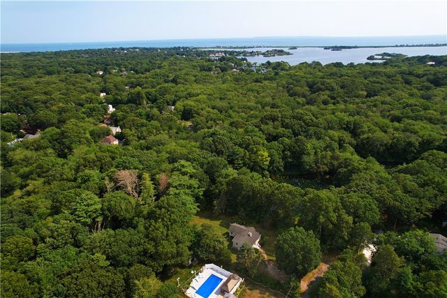 29 Oak Road, South Kingstown, RI 02879