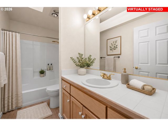 1920 Ne 150TH Ave, Portland, OR 97230