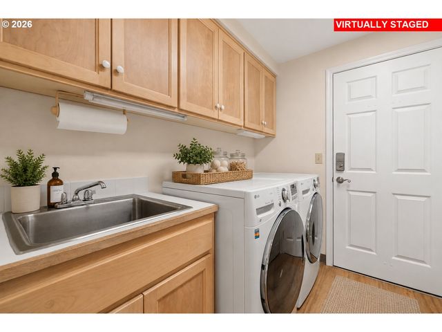 1920 Ne 150TH Ave, Portland, OR 97230