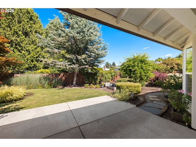 1920 Ne 150TH Ave, Portland, OR 97230