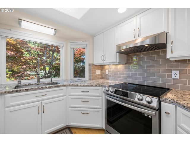 1920 Ne 150TH Ave, Portland, OR 97230
