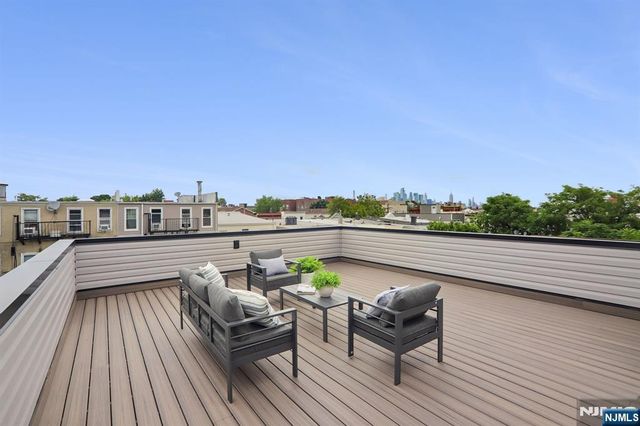 78 Zabriskie Street 3, Jersey City, NJ 07307