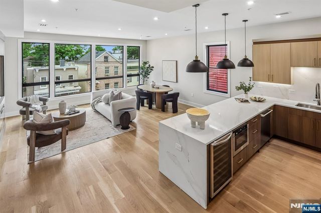 78 Zabriskie Street 3, Jersey City, NJ 07307