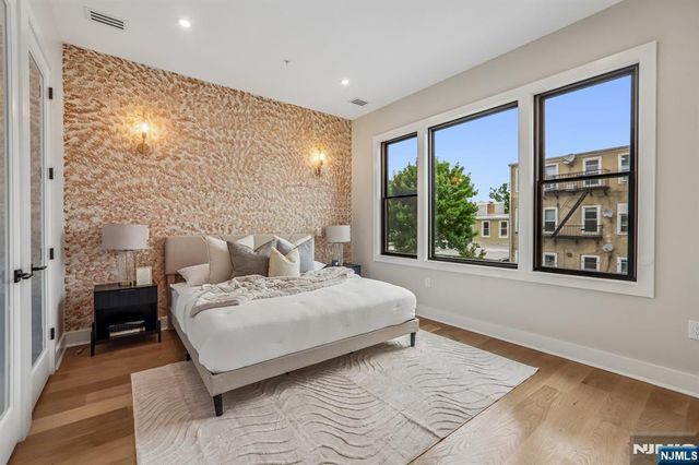 78 Zabriskie Street 3, Jersey City, NJ 07307