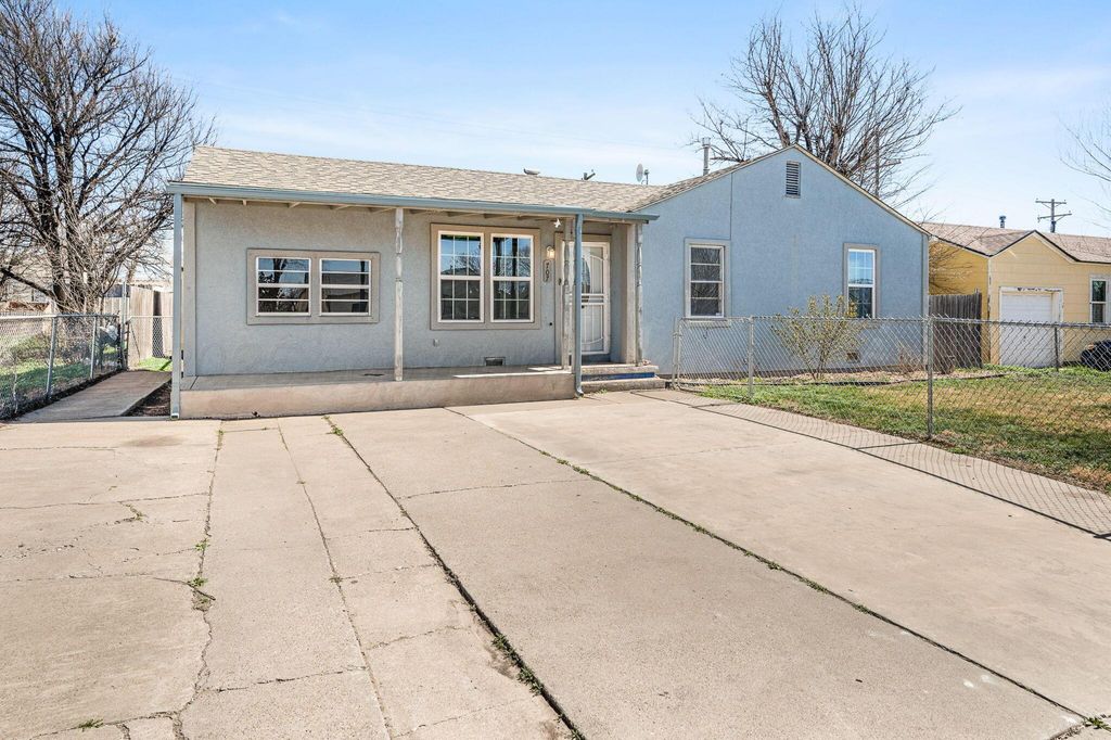 707 S MANHATTAN Street, Amarillo, TX 79104