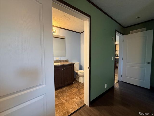 1101 Forest Lane, Columbus, MI 48063