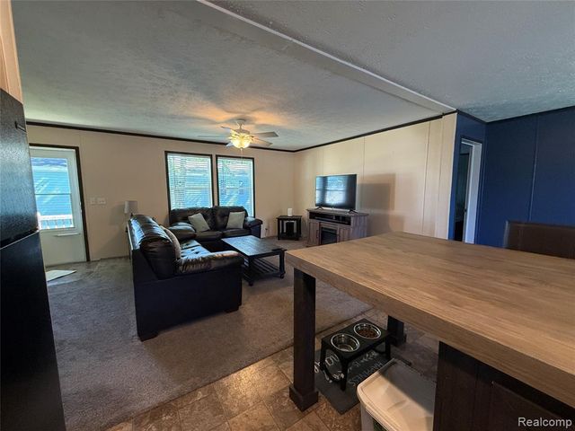 1101 Forest Lane, Columbus, MI 48063