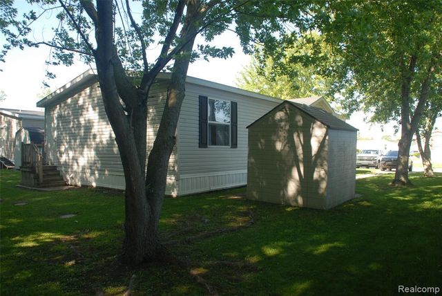 1101 Forest Lane, Columbus, MI 48063