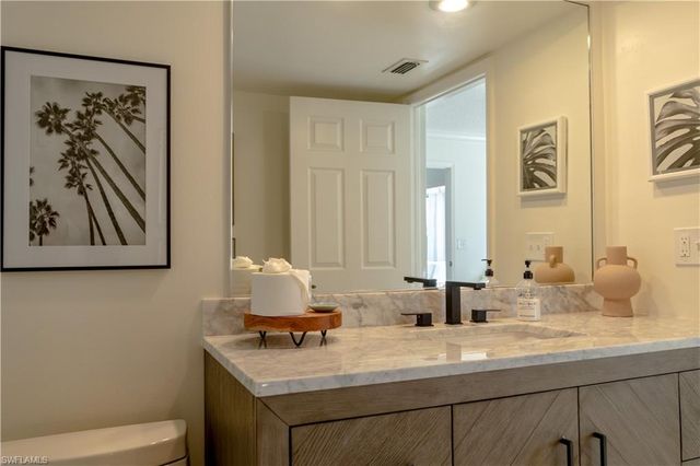 265 Deerwood CIR 10, Naples, FL 34113