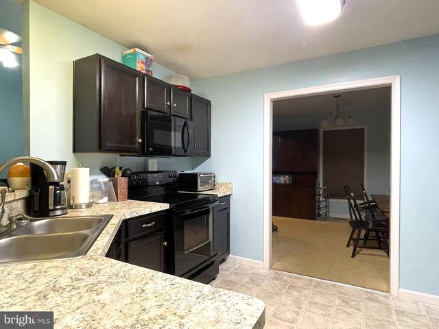 8025 ARMIGER DR N, Seaford, DE 19973