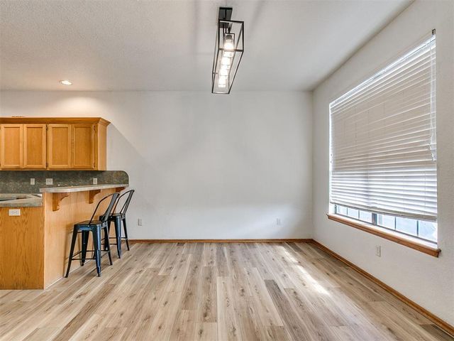 12916 Oak Hill Drive, Piedmont, OK 73078