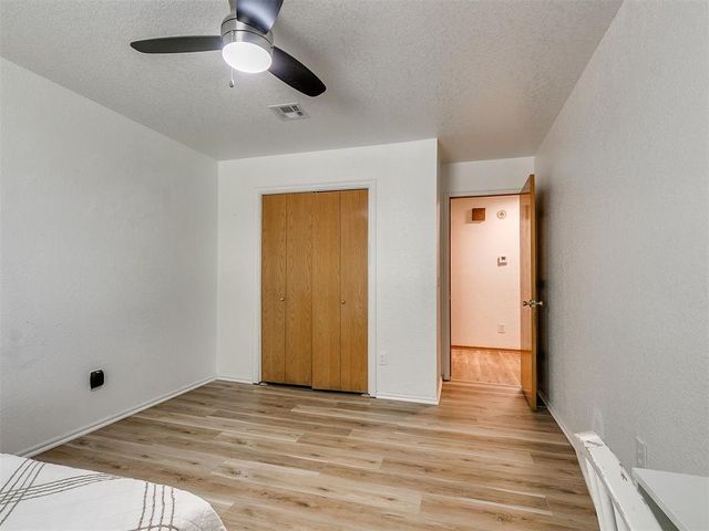 12916 Oak Hill Drive, Piedmont, OK 73078