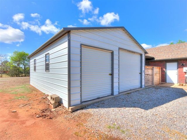 12916 Oak Hill Drive, Piedmont, OK 73078