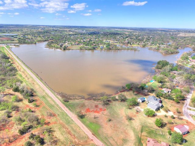 12916 Oak Hill Drive, Piedmont, OK 73078