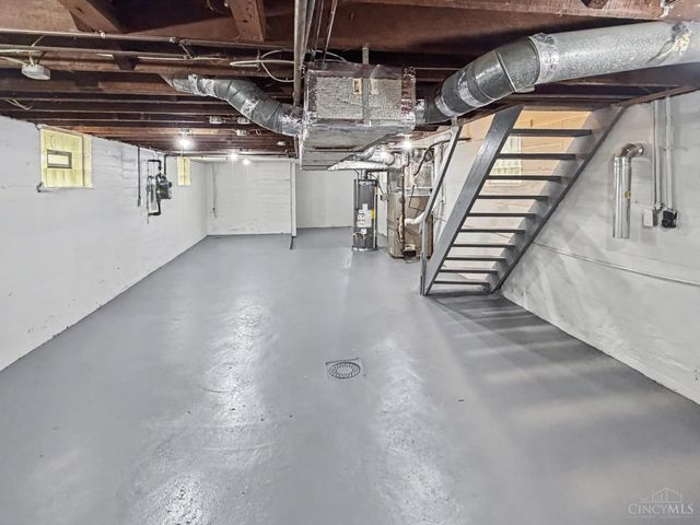 5128 Imwalle Avenue, St Bernard, OH 45217