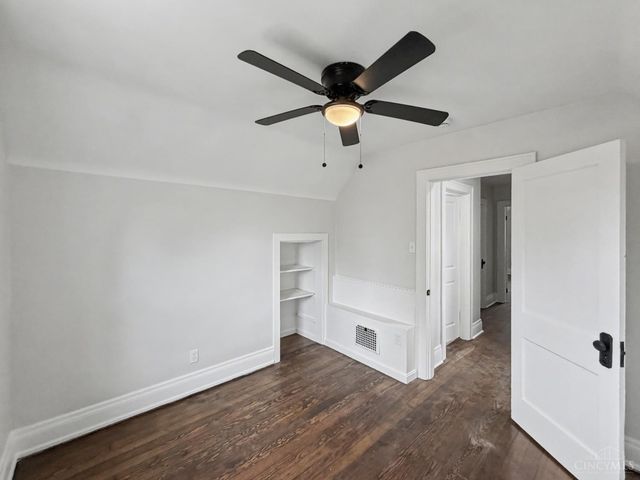 5128 Imwalle Avenue, St Bernard, OH 45217