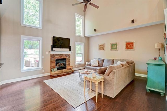 292 Independence Avenue, Dallas, GA 30132