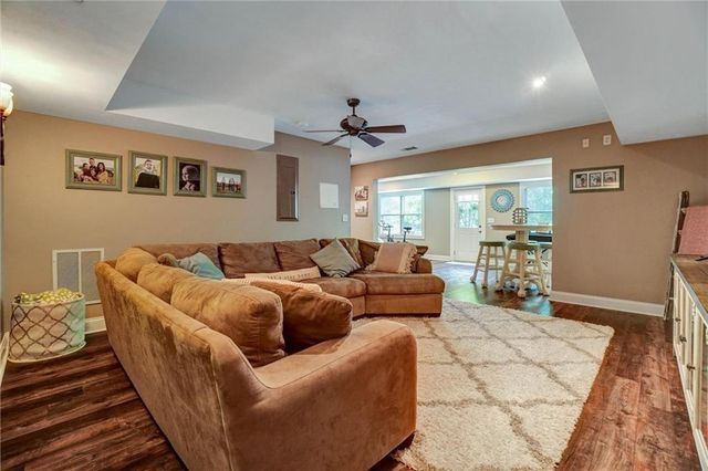 292 Independence Avenue, Dallas, GA 30132