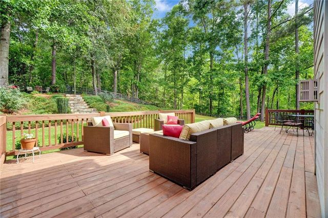 292 Independence Avenue, Dallas, GA 30132