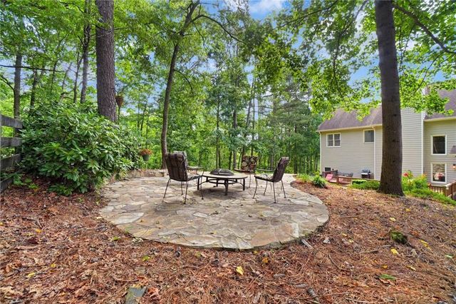 292 Independence Avenue, Dallas, GA 30132